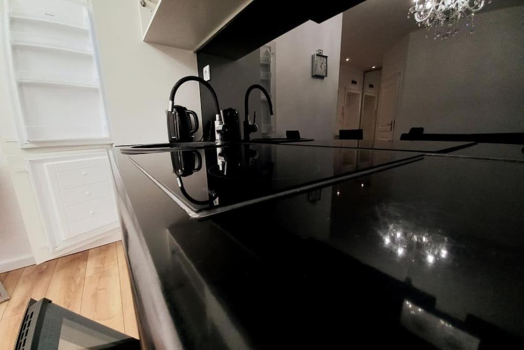 Old Town - Traugutta Street Apartment Krakow Bagian luar foto